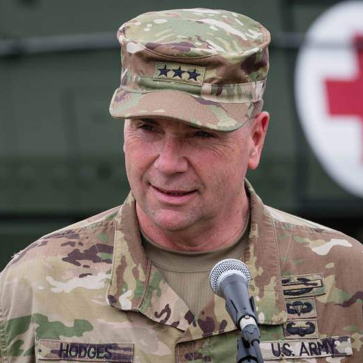 Američki general: Od koga se Srbija brani?