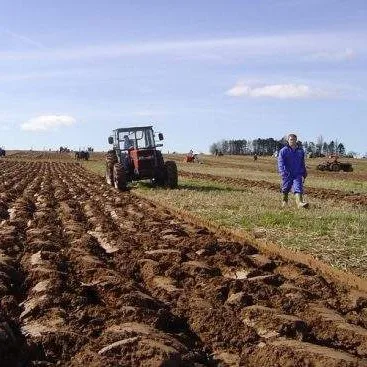 Svaka čast | Načelnik Cazina pozvao građane: Ko god želi saditi, Općina će mu osigurati sjeme
