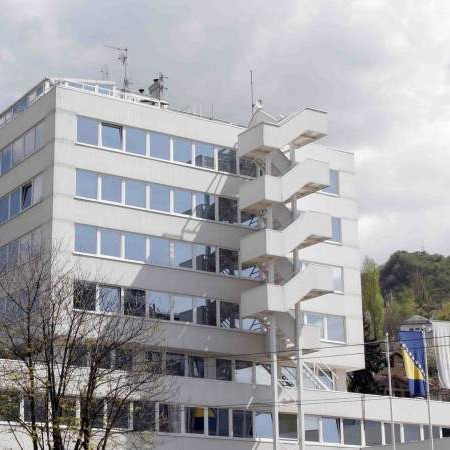 OHR: Organi RS-a moraju omogućiti knjiženje vojne imovine