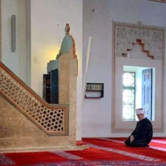 "Tužni prizori zatvorenih džamija"