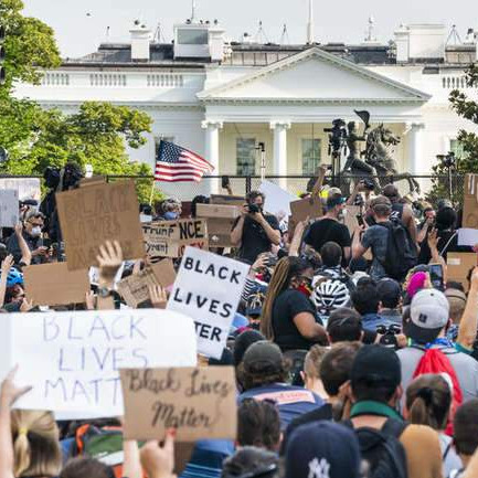 VOJSKOM NA AMERIKANCE |Pentagon rasporedio 1.600 vojnika u blizini Washingtona 