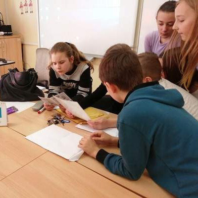 Paleografski ambasadori – kada djeca promoviraju maternji jezik