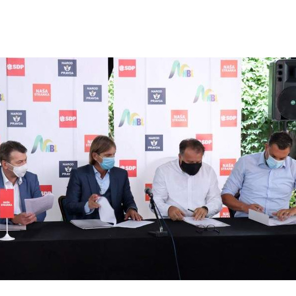 Čelnici opozicionih stranaka potpisali 'Sarajevski dogovor 2020' (VIDEO)