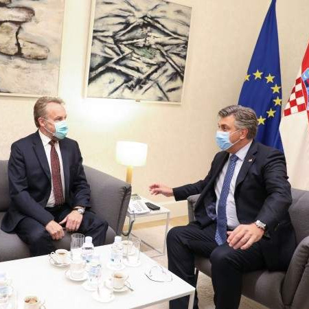 Izetbegović o sastanku u Zagrebu: Moramo komunicirati i praviti balans u informaciji koja stiže iz BiH