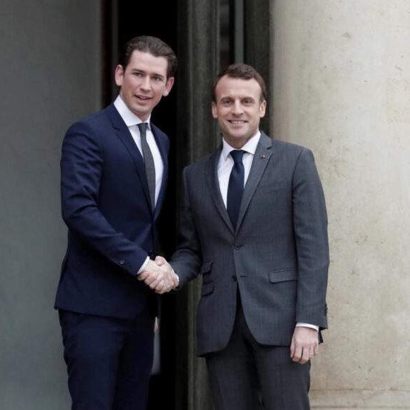 Kurzova lekcija Macronu