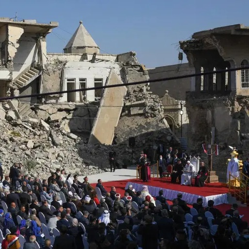 Papa Franjo posjetio uništeni irački grad Mosul, slušajući svjedočanstva građana