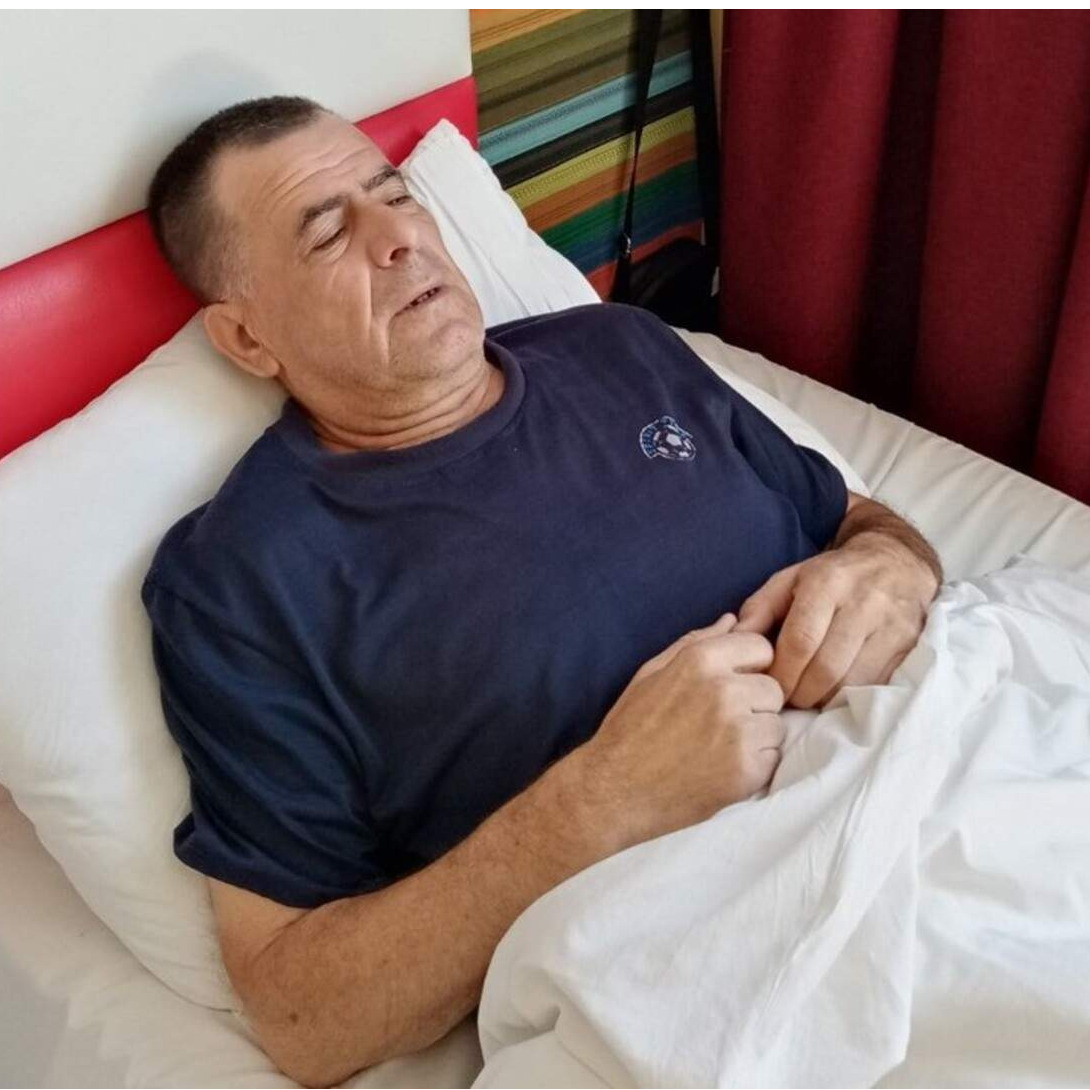Neustrašivom Osmanu Đuderiji, heroju koji je zaustavio Mladićev tenk, potrebna je naša pomoć!