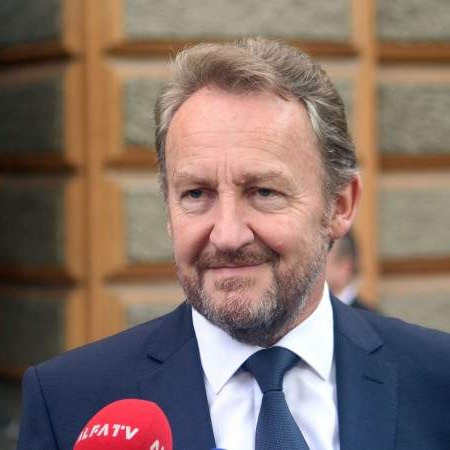Izetbegović odgovorio na izjave češkog predsjednika Miloša Zemana:  Plasirate opasne neistine o BiH