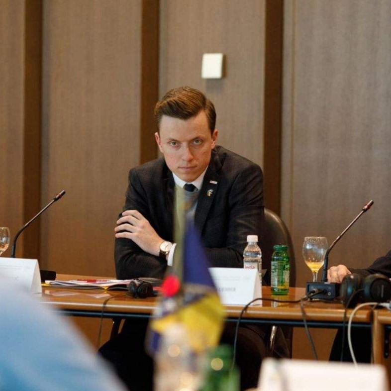 Adis Ahmetović upozorava: Ne fali mnogo da u BiH izbije rat