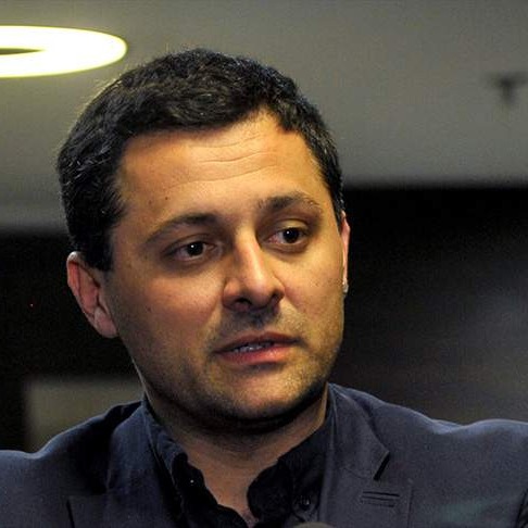 Koliko leševa košta gas u prosječnoj demokratiji?