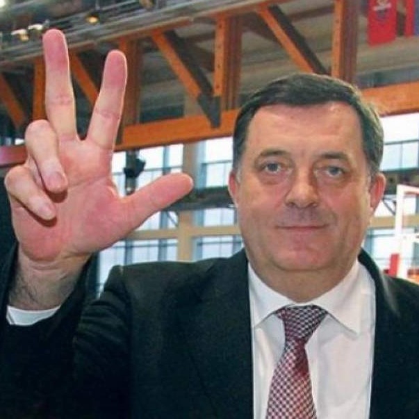 Dodik - dokazani islamofob: "Pune omladinske džamije su sigurnosni problem"