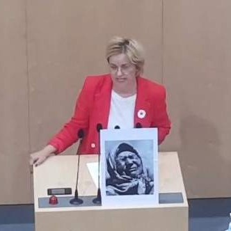 HISTORIJSKA ODLUKA | Parlament Austrije jednoglasno usvojio Rezoluciju o genocidu u Srebrenici