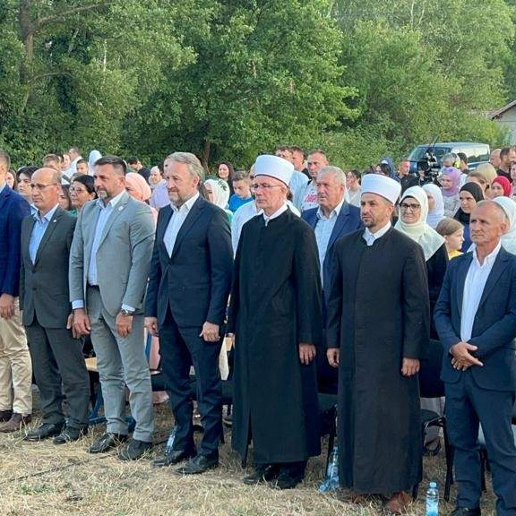 Hiljade bošnjačkih povratnika na manifestaciji u Konjević Polju