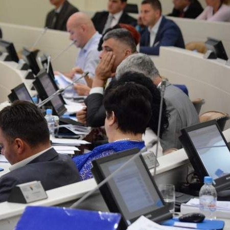 Parlament BiH: SDA osvaja najmanje 8 zastupnika, SNSD 6, HDZ i SDP po najmanje 4, DF tri...