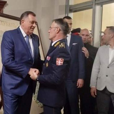 Dodik pozvao na ujedinjenje sa Srbijom i odlikovao Vladimira Putina