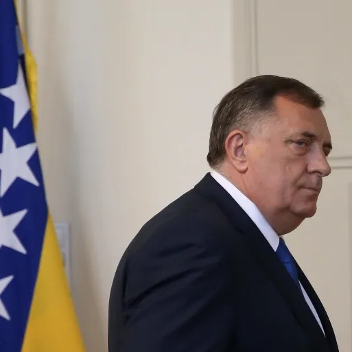 "To da će Dodik završiti u zatvoru ukoliko proglasi nezavisnost RS-a je  priča za naivne Bošnjake"