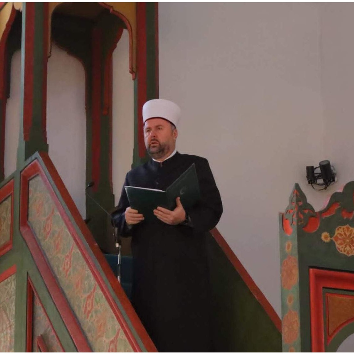 Muftija Dizdarević u Carevoj džamiji: Ramazan je vrijeme promjene