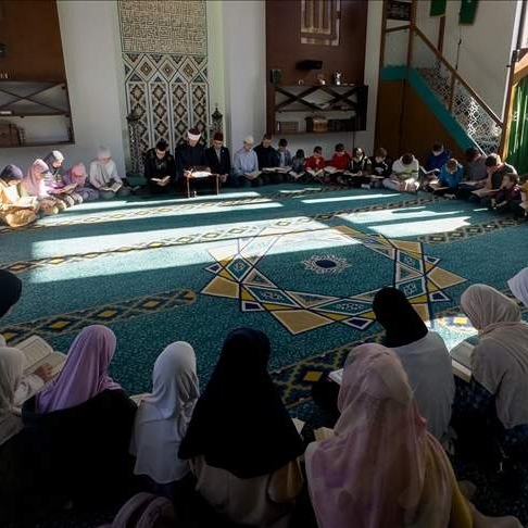 Ramazan u Sarajevu: Ljubav i toplina na dječijoj mukabeli u džamiji u Lužanima