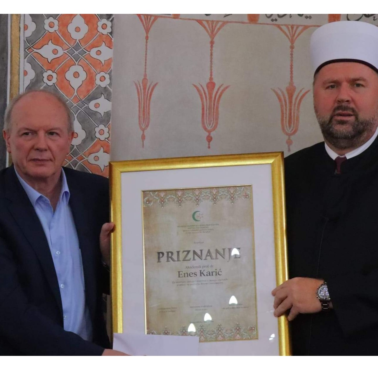 Akademiku Enesu Kariću dodijeljeno priznanje i nagrada "Hasan-ef. Škapur" za 2023. godinu