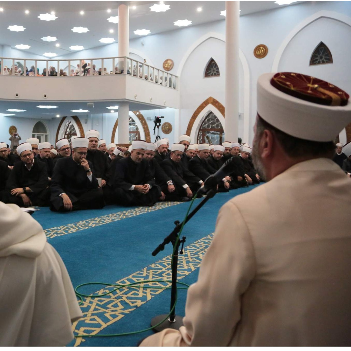 Bosanski i turski vjerski poglavari i imami na mevludu u Sarajevu