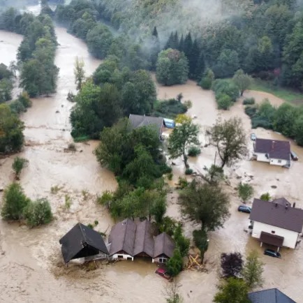Kataklizmične slike: Pet žrtava nevremena u Jablanici?