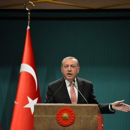 Erdogan: Turska će sama odlučiti o nabavci raketnog sistema