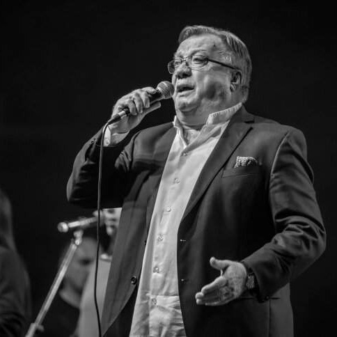 Halid Bešlić – raduj se, tugu nama ostavi