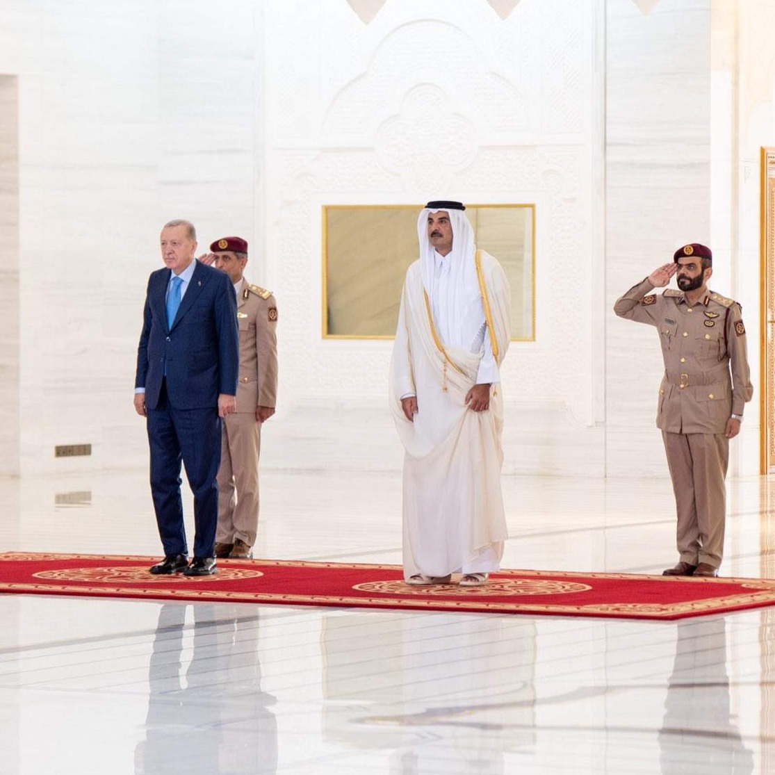 Erdogan i Al-Thani razgovarali o jačanju saradnje Turske i Katara