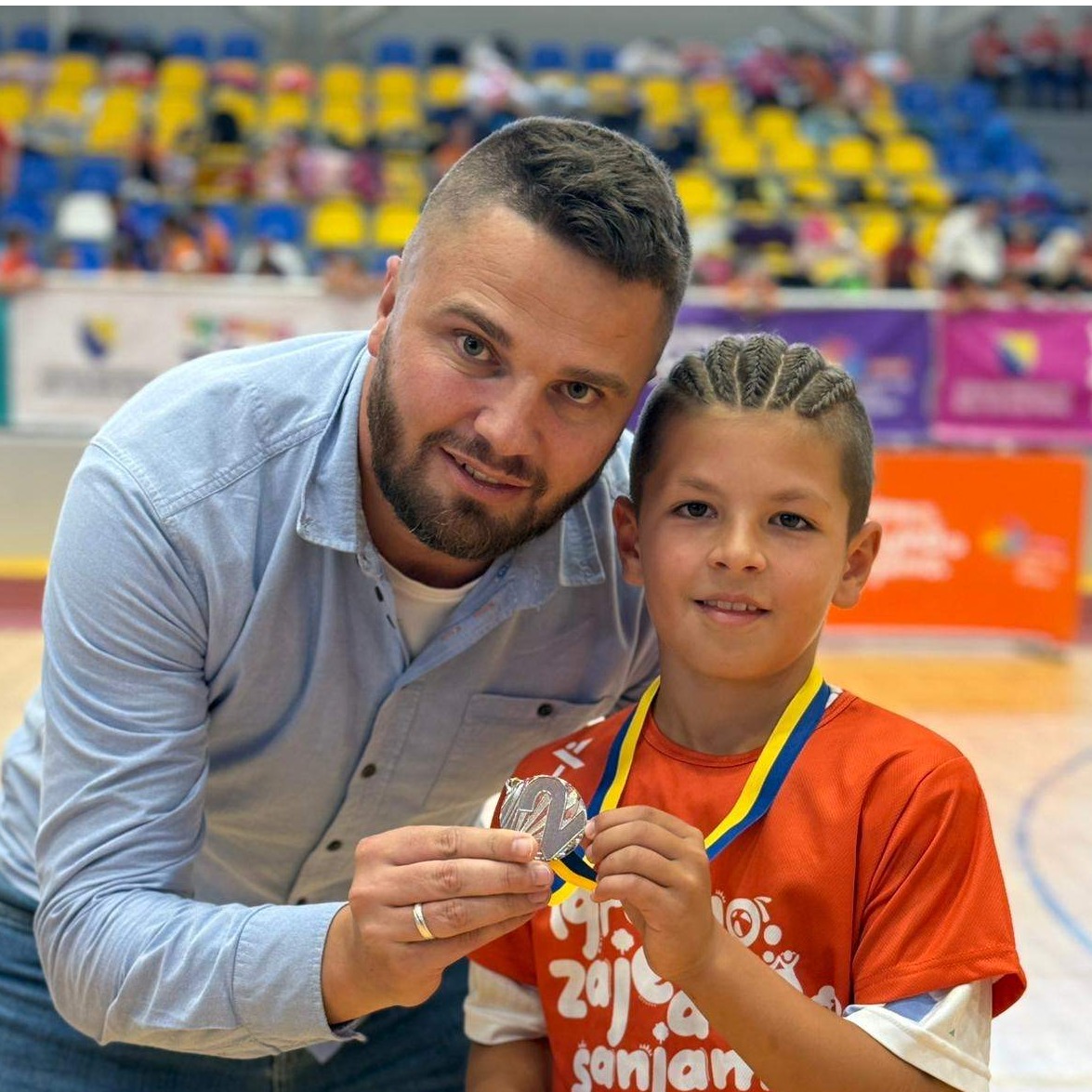 Snaga koja dolazi iznutra: Priča o Aliju, dječaku koji ne poznaje granice