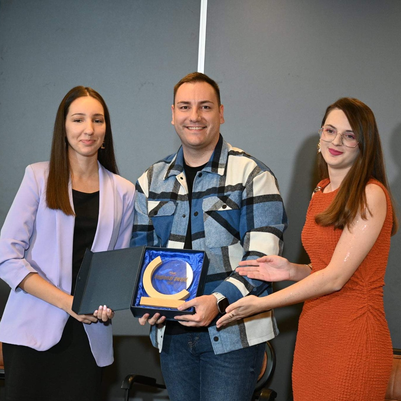 Amina i Ana: Priča o dvije mlade žene koje ne pristaju na tišinu