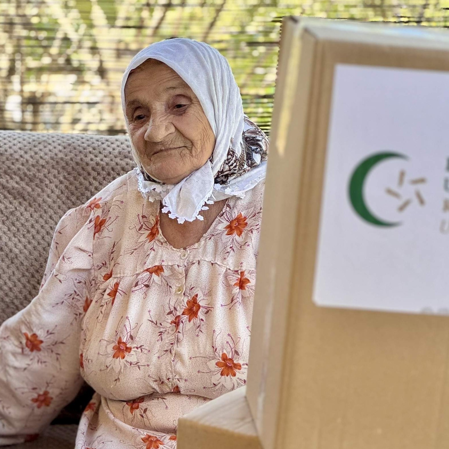 "Ja se u Allaha uzdam i kad mi šta treba, samo ruke dignem, od Njega tražim"