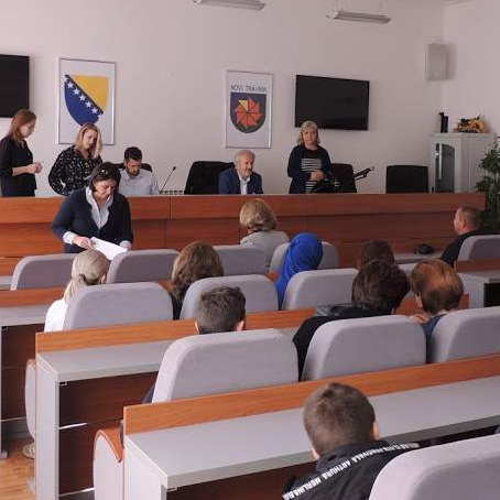 Stipendije za novotravničke učenike 