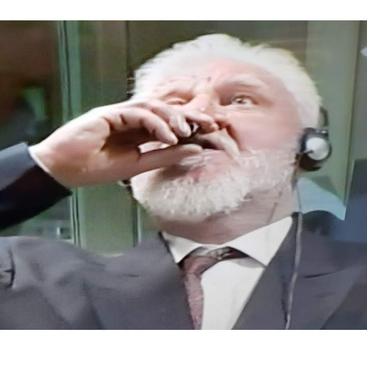Zločinac Slobodan Praljak preminuo u bolnici!