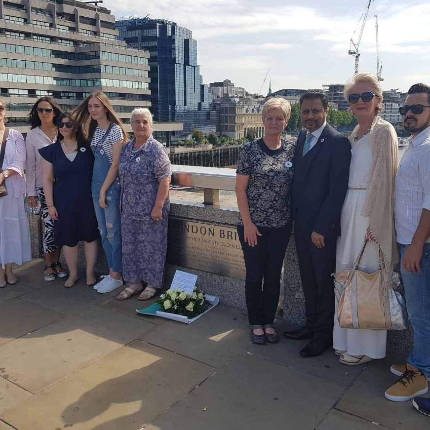 Subašić i Hasečić položile cvijeće za žrtve terorizma na London Bridgeu