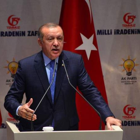 Erdogan: Biznismeni koji premještaju imovinu u inostranstvo izdajnici