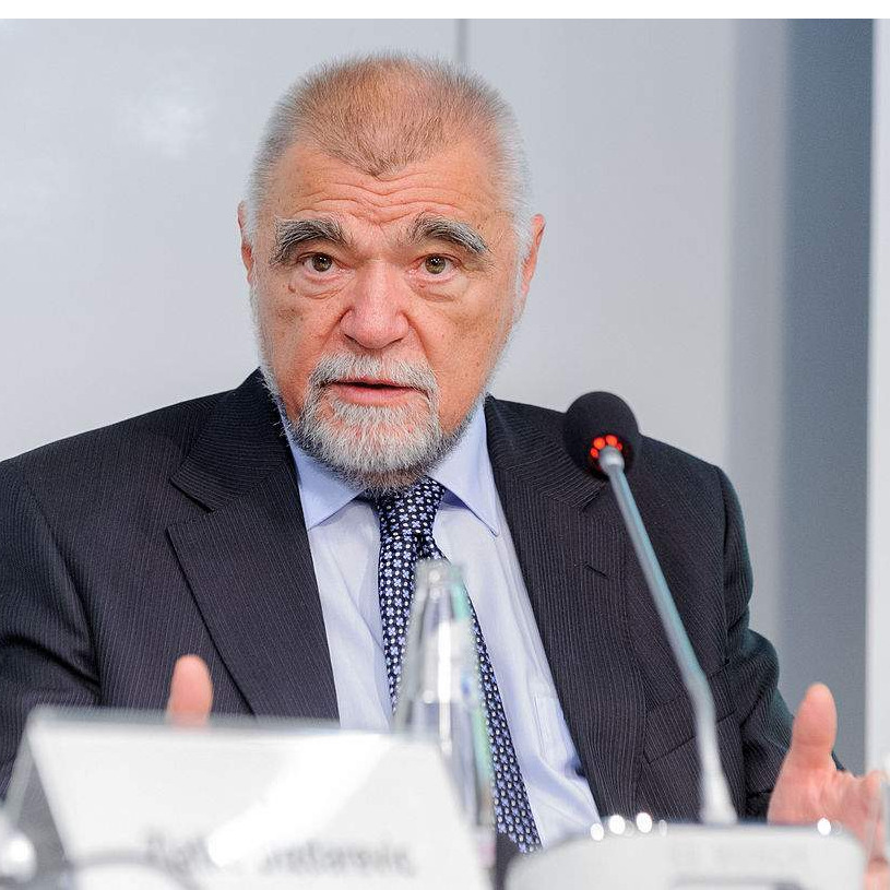 Mesić zbog prijetnji dobio jače policijsko obezbjeđenje 