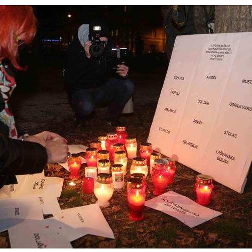 U centru Zagreba: Svijeće i cvijeće za žrtve HVO-a i HV-a u BiH