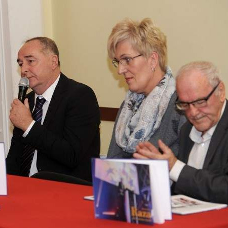 U Tuzli promovirana knjiga o slavnoj košarkašici Razi Mujanović