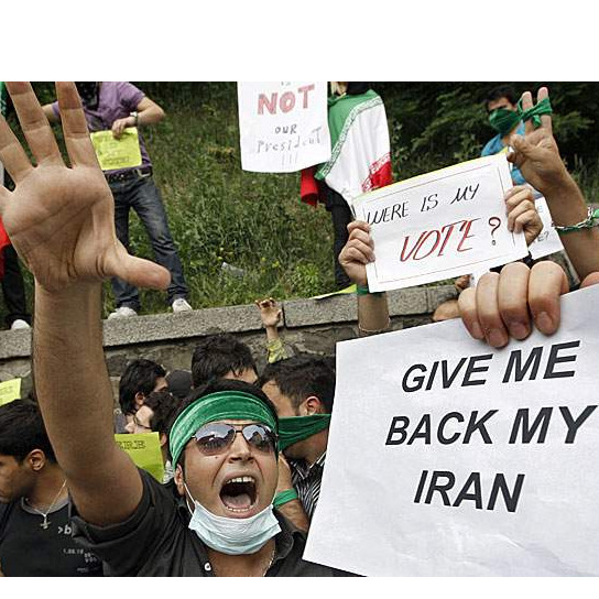 Protesti u Iranu, sukob demonstranata i policije (Video)