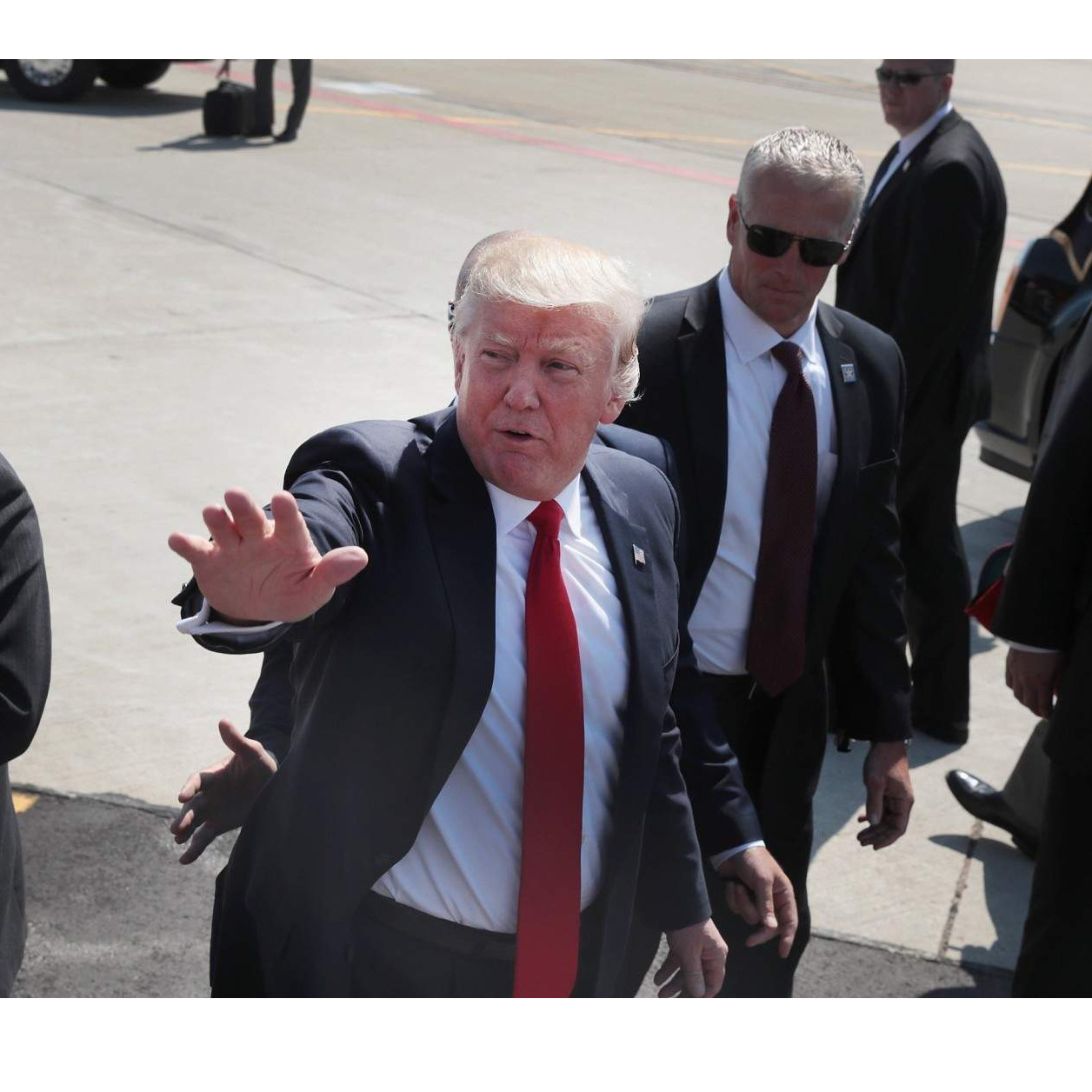 Specijalni istražitelj traži da ispita Trumpa o vezama sa Rusijom