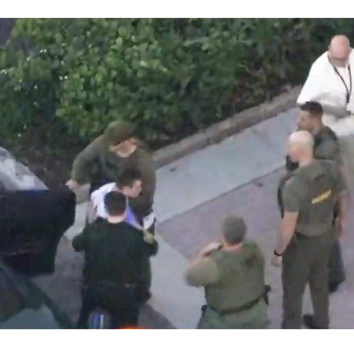 Masakr u Floridi: Bivši učenik u srednjoj školi ubio najmanje 17 osoba