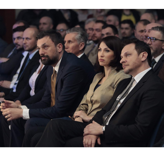 Konaković: Narod ste pokrali krijući se iza naše vjere, vratit ćete nam sve