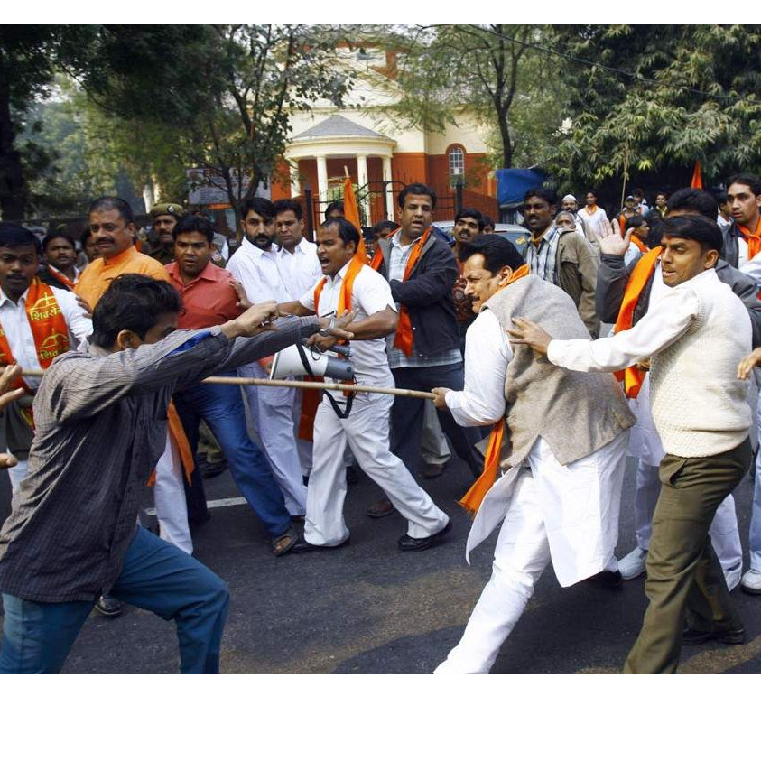 Sukobi hindusa i muslimana u Indiji, troje mrtvih