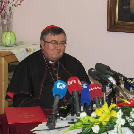 Kardinal Puljić: Ne plašimo se svoje zemlje