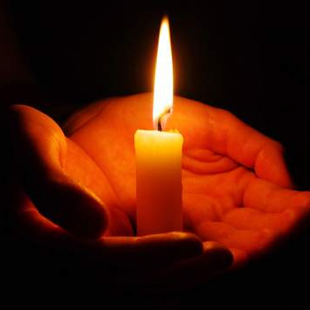 Kršćani slave Veliku subotu, dan tišine i molitve