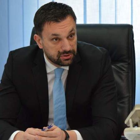 Konaković odgovorio Komšiću: Zašto izmišljaju da smo Gulenovci