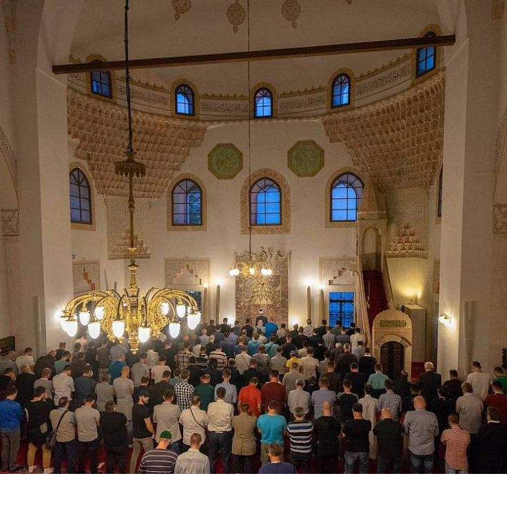 Muslimani obilježavaju Lejletu-l-berat: Noć oprosta, sudbine i želja
