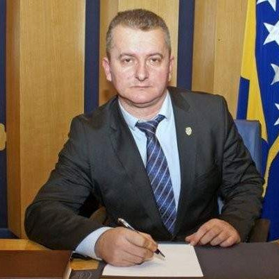 Karamatić kao Karadžić