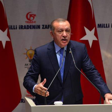 Ankete: Erdoganova stranka gubi većinu u Skupštini