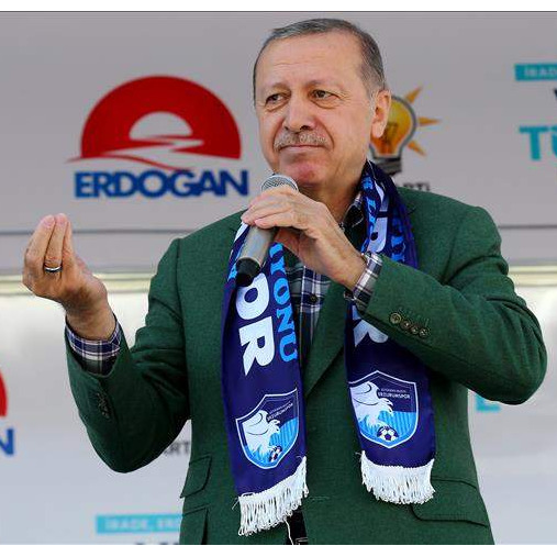 Erdogan: Ko se bude igrao s Turskom tražit će rupu za skrivanje 